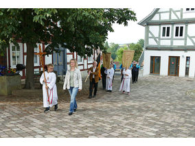Johanniprozession mit Ehrenamtsfest (© Karl-Franz Thiede)
